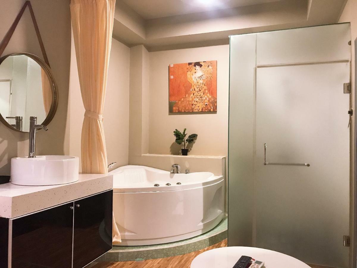 9 House Hotel Ho Chi Minh-stad Buitenkant foto